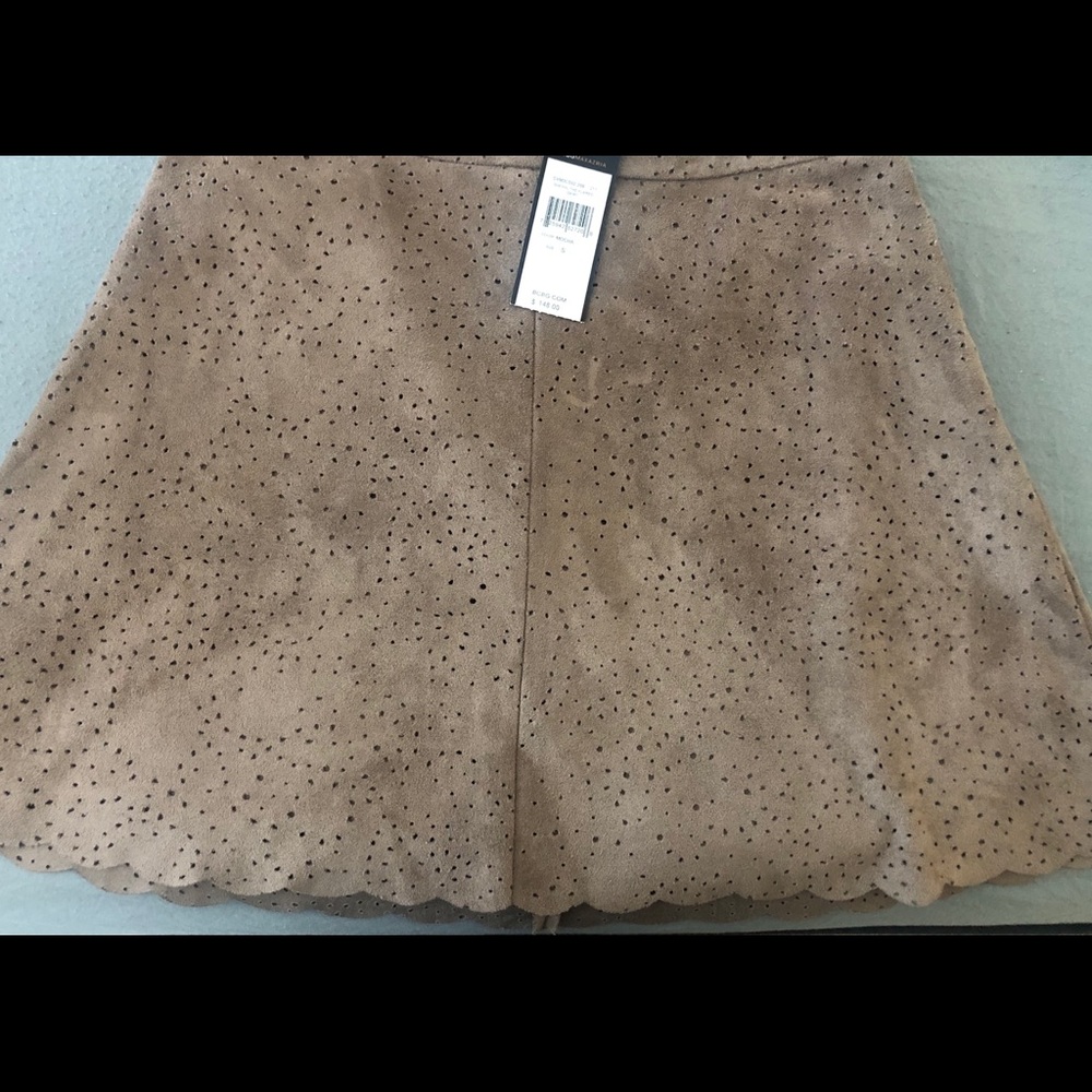 BCBG Mini Skirt “velvet”